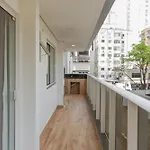 Apto 1 quadra da Praia na Av Brasil, Wifi 350 mega P1188
